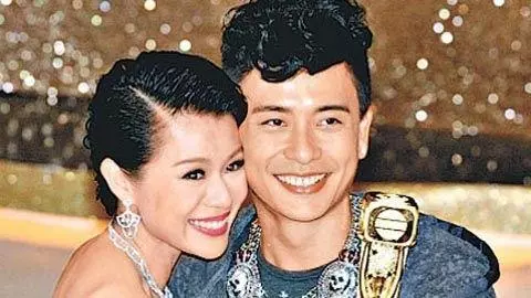 一個頻換女友,一個狂曬娃?分手6年,昔日金童玉女近況大不同!