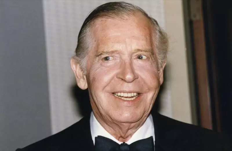 50 Amazing Jokes From Comedy Legends