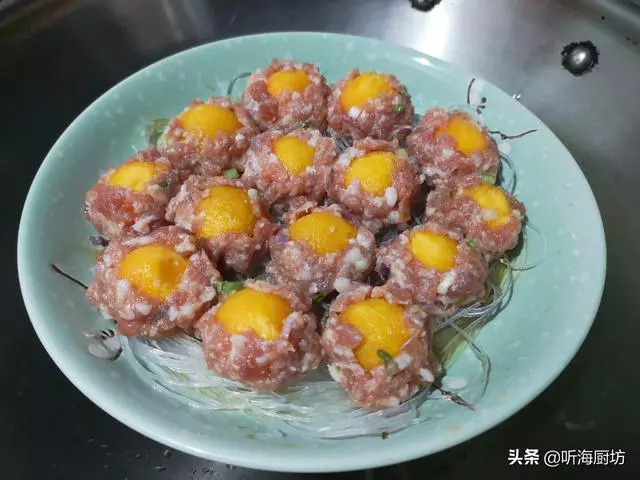 兒子三天兩頭就饞這菜,蒸一蒸就出鍋,好吃不上火,每周吃2次