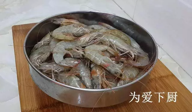 大蝦又出新吃法,教你簡單一做,比清蒸紅燒還好吃,全家都搶著吃