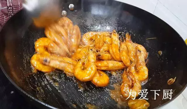 大蝦又出新吃法,教你簡單一做,比清蒸紅燒還好吃,全家都搶著吃