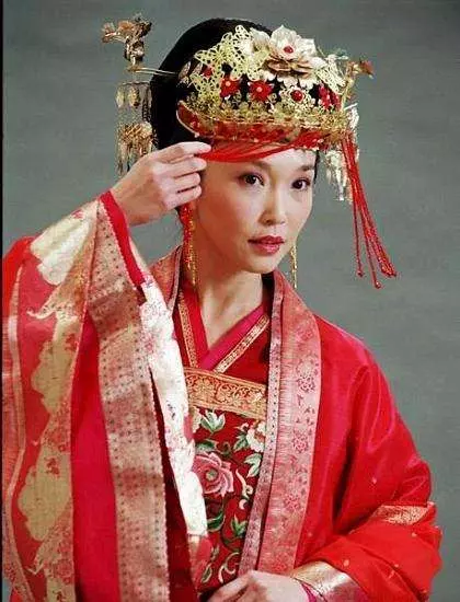 初戀11年被拋棄,最後遇「對的人」48歲範 文芳被寵成凍齡小龍女,感情裡只要人對了!,就什麼都對了