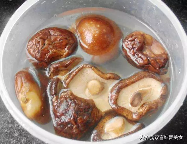 簡單懶人版佛跳牆,做法用料超簡單,省錢又不失大氣,請客面子足!