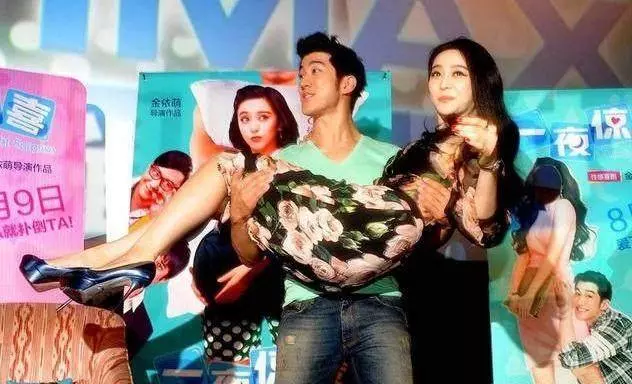 5位女星被抱起,林志玲吃啞巴虧,baby嚇得大喊,熱巴才是真尷尬!