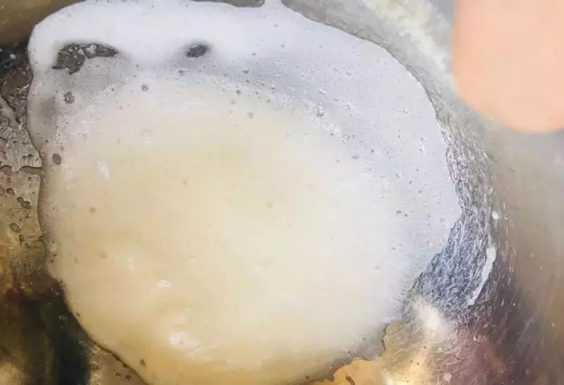能吃又能裝飾,做100次造型都能用它!她們的蛋糕裝飾神器超簡單!