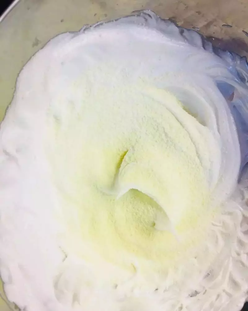能吃又能裝飾,做100次造型都能用它!她們的蛋糕裝飾神器超簡單!