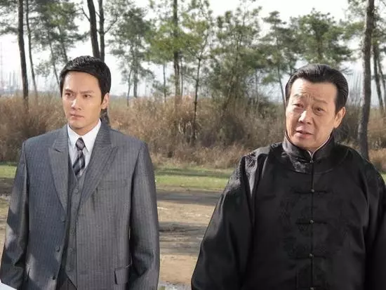 64歲寇世勳和「2個老婆近照」遭曝光!坦言:「太累了,下輩子不會再娶2個老婆」!