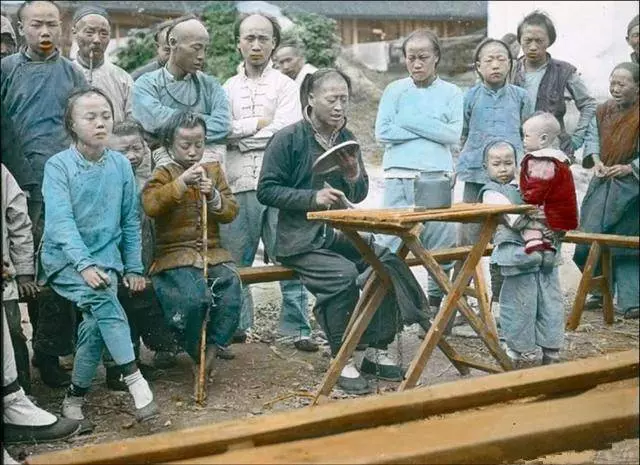 一位法國人在110年前,拍下了當時的清朝,跟我們認識的完全不一樣,別再被影視劇騙了