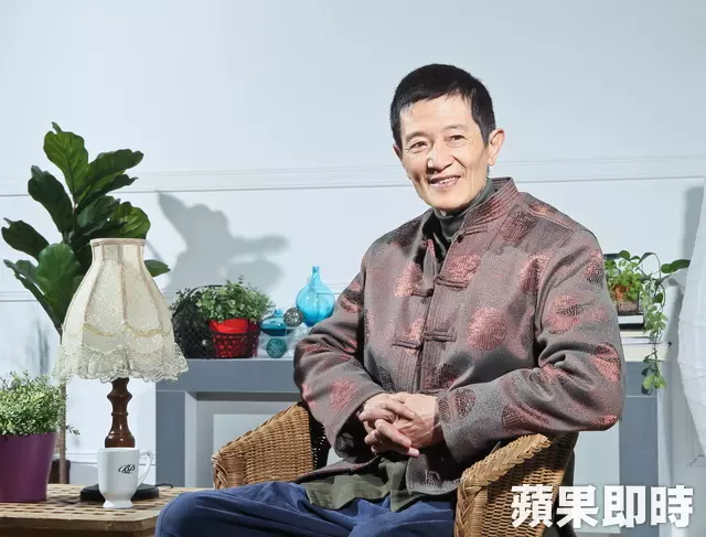 阿西入行40年紅得辛苦! 遭逼拍戲「老婆生小孩黑衣人堵」女兒同為演員「堅持不幫」:別當靠爸族