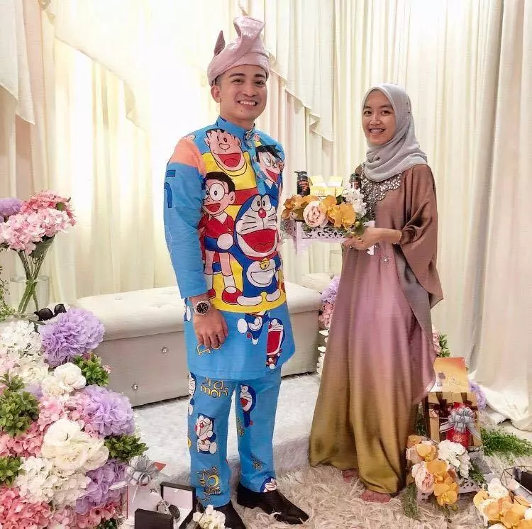 【史上最Chio結婚禮服!】大馬男子穿著一身「哆啦A夢」禮服結婚,瞬間成為焦點!