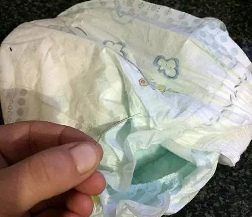 嬰兒紙尿布竟藏針 2歲童大腿慘遭刮傷