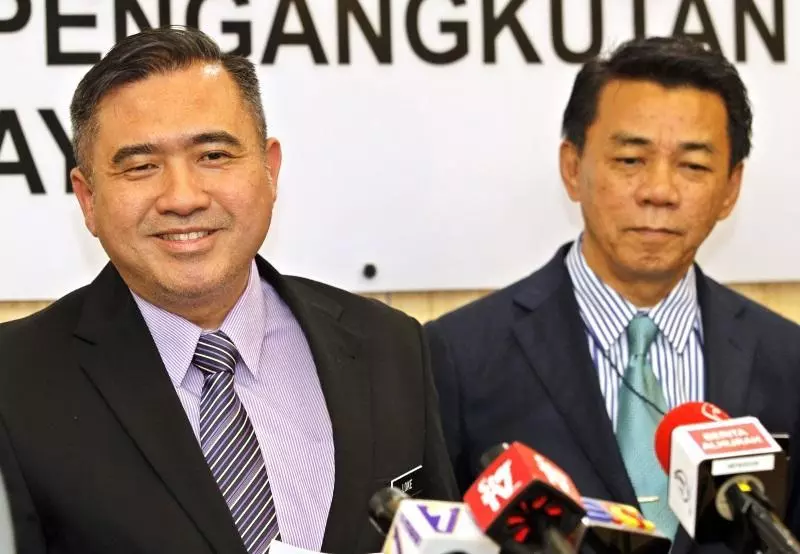 【交長訪中國帶妻引馬華質疑】陸兆福回應了!直接給馬華一巴掌!