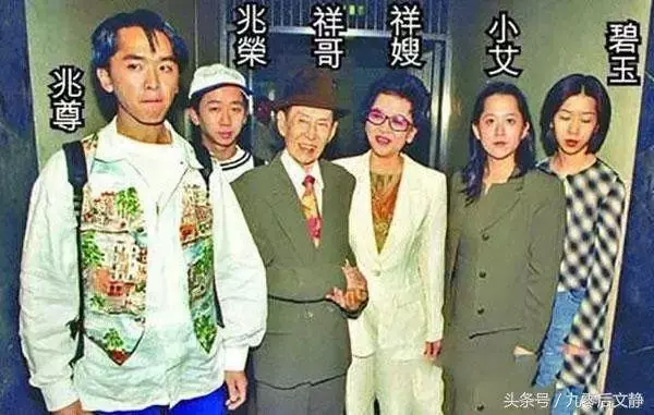化身「街市王子」回收剩菜!52歲前TVB男星復出拍劇人氣大增!
