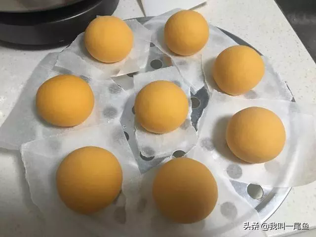 這個麵食鬆軟養胃,每次一出鍋,女兒連吃三個也不過癮