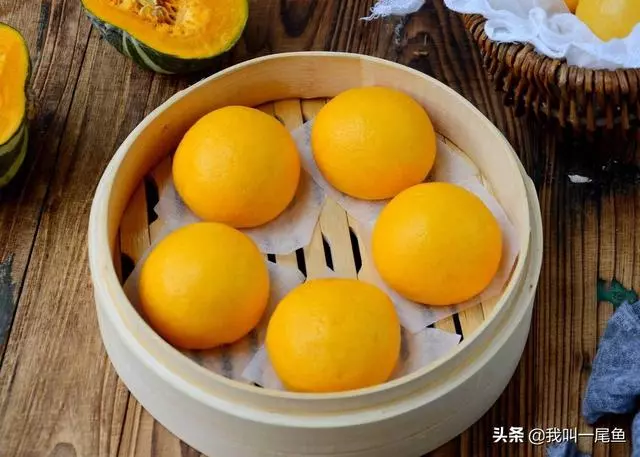 這個麵食鬆軟養胃,每次一出鍋,女兒連吃三個也不過癮