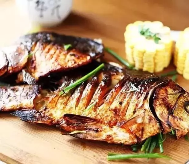 超強烤魚做法攻略,讓你冬天在家享受烤魚美食