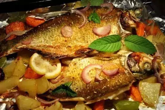 超強烤魚做法攻略,讓你冬天在家享受烤魚美食