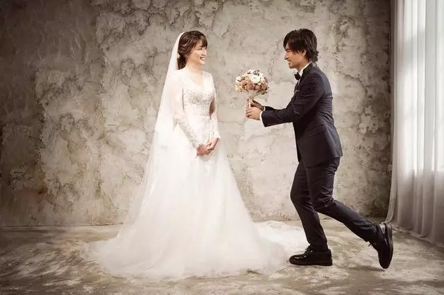 動力火車尤秋興訂婚 未婚妻Jenny笑容甜美氣質佳