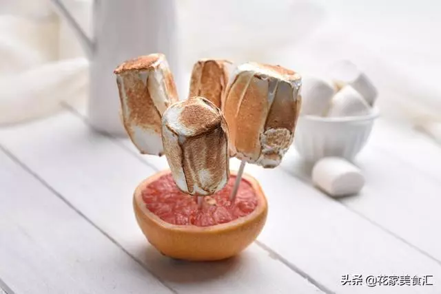 烤棉花糖冰淇淋,網紅新做法,在家周末可以做喔!