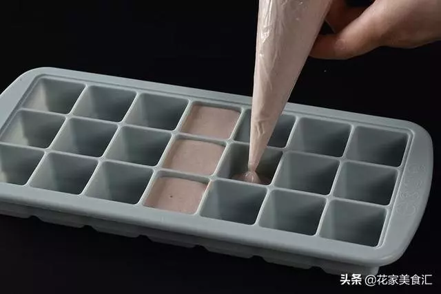 烤棉花糖冰淇淋,網紅新做法,在家周末可以做喔!