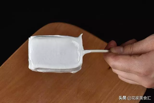 烤棉花糖冰淇淋,網紅新做法,在家周末可以做喔!