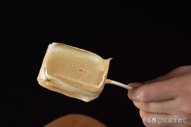 烤棉花糖冰淇淋,網紅新做法,在家周末可以做喔!