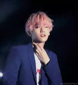 [EXO][分享]190301 凌晨剛抵韓上午又出國比EXO還忙的就是他！