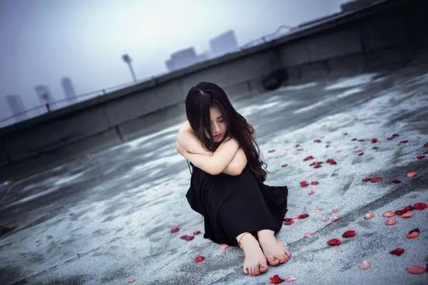 帶女兒去醫院看病,女兒突然叫了聲爸爸,我看到後,果斷離婚了