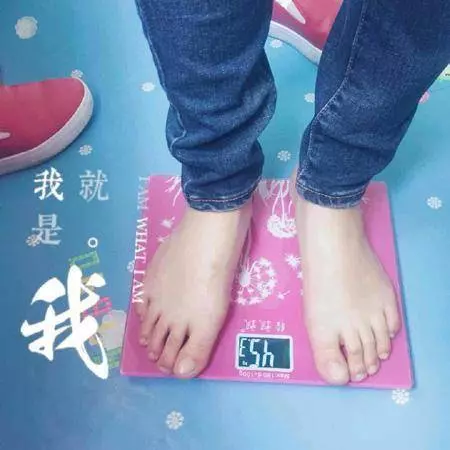 減肥一個月瘦了8公斤,一次吃10顆:瘦到46公斤潔膚烏髮,還可以改善便秘,降血脂,太好了。。