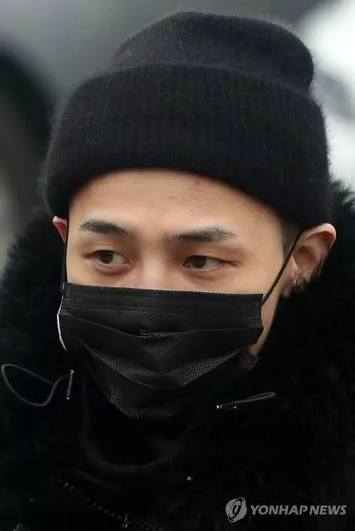 [BigBang][分享]190301 強大氣場擋不住！在軍隊裡越發帥氣的東貝貝~