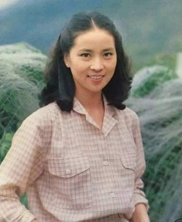 「偷偷生孩子」的女明星:張柏芝三胎生父成謎,她被誤會當小三罵足8年!