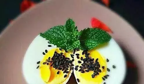 中風越來越多?要多吃5種【葉酸食物】堅持3個月,血管減齡、保護心臟、中風機率下降