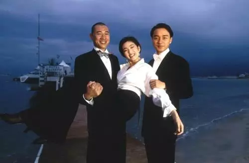 張國榮去世16年,師哥張豐毅終於說出當年自殺的秘密,不是同性戀?哥哥被冤枉40年!