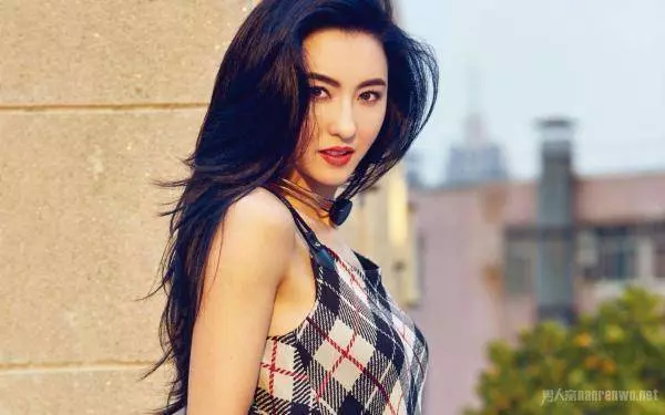 張柏芝才剛出月子,王菲發文暗指李亞鵬,李嫣忍無可忍終發聲