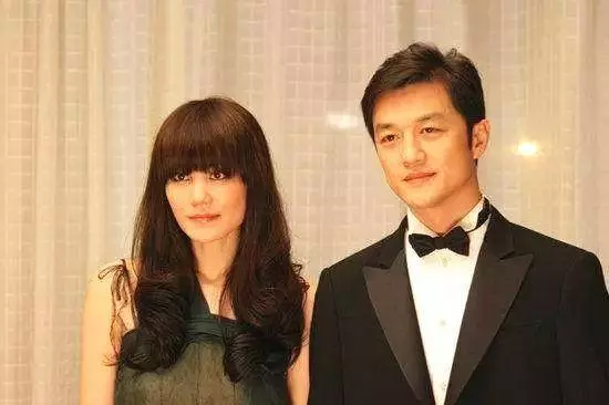 張柏芝才剛出月子,王菲發文暗指李亞鵬,李嫣忍無可忍終發聲