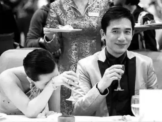 劉嘉玲談婚後10年:不是每個女人,都能熬到梁朝偉,「六個字」超過一切愛情秘笈