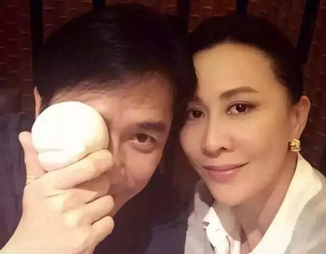 劉嘉玲談婚後10年:不是每個女人,都能熬到梁朝偉,「六個字」超過一切愛情秘笈