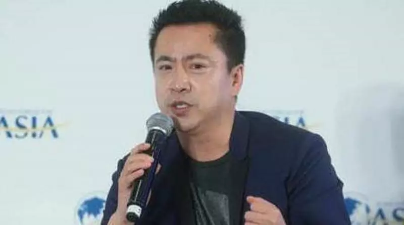 不顧家人反對嫁給窮小子,現今身價千億,為她補辦「世紀婚禮」!