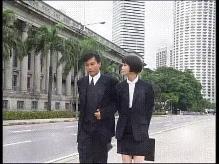新加坡「國寶女星」范文芳初戀被劈腿,今終遇良人惜,48歲「凍齡童顏」張智霖都自愧不如!