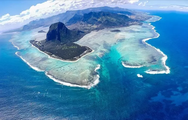 27張讓你相信「天使其實住在地球」的超驚奇照片 紐西蘭的螢火蟲洞超夢幻❤