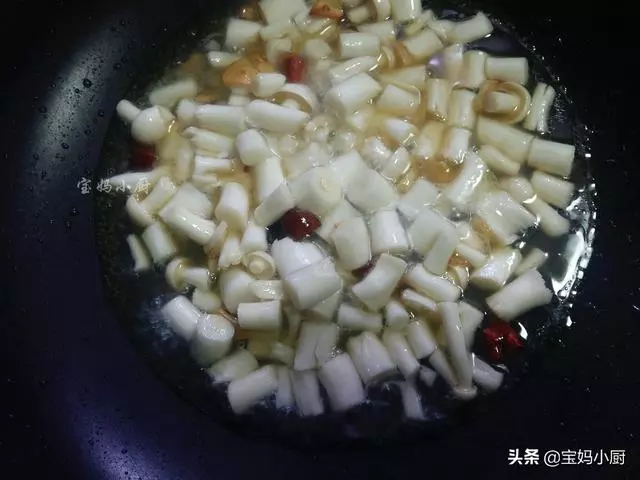 春天了,此菜別錯過,強健身體不鬧病,減肥能美容,女人要吃