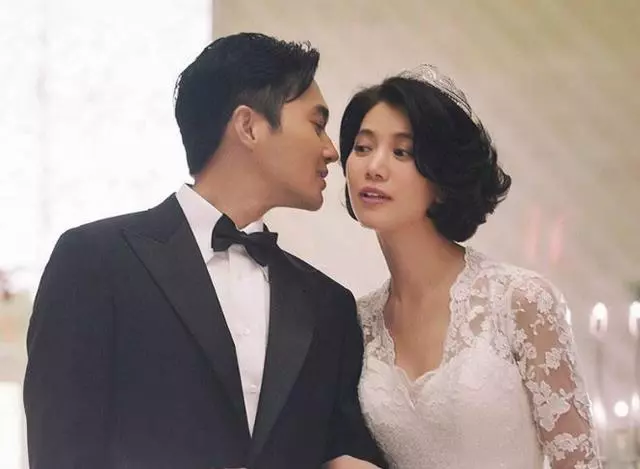 同是素顏,41歲章子怡和47歲袁詠儀差別忒大!網友:像差了個輩分!
