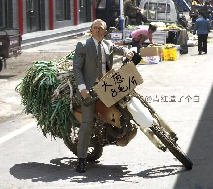 30張如果超級英雄出現在「中國街頭」的爆笑圖 洛基很適合幫人算命...