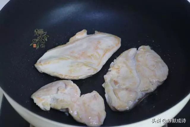 比牛肉便宜,比豬肉好吃,做法簡單,香嫩多汁,春天吃最好