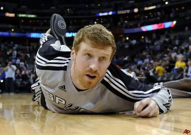 NBA10大「節儉」球員:T-mac每逢結賬就上廁所,Bonner還有3大省錢攻略