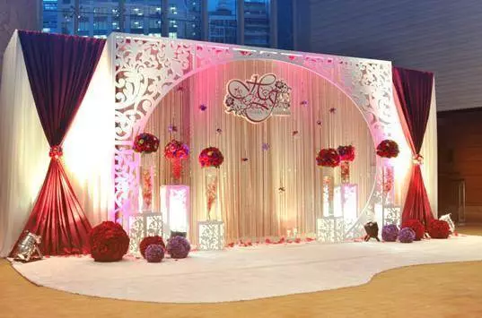 我給老婆的工資卡莫名少了10萬,得知錢的去向,我在她面前長跪不起