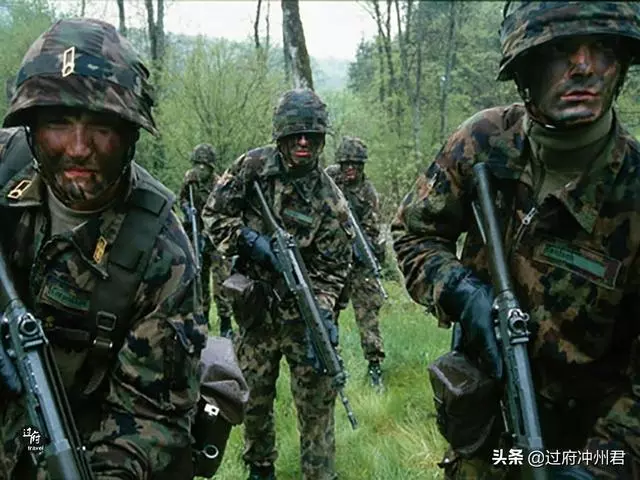 遊客不知道的瑞士:士兵退役可將槍枝帶回家,公民私有超十萬支槍