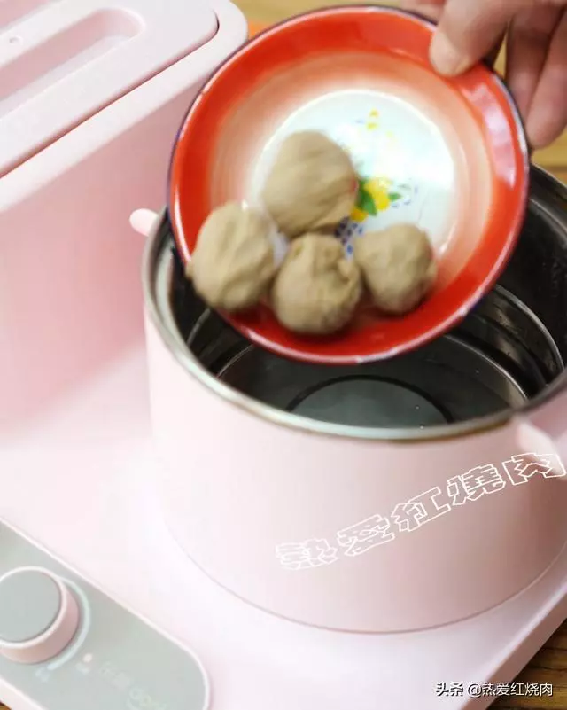 一提起泡麵就被吐槽不健康,其實泡麵也有健康的做法,還不試試看