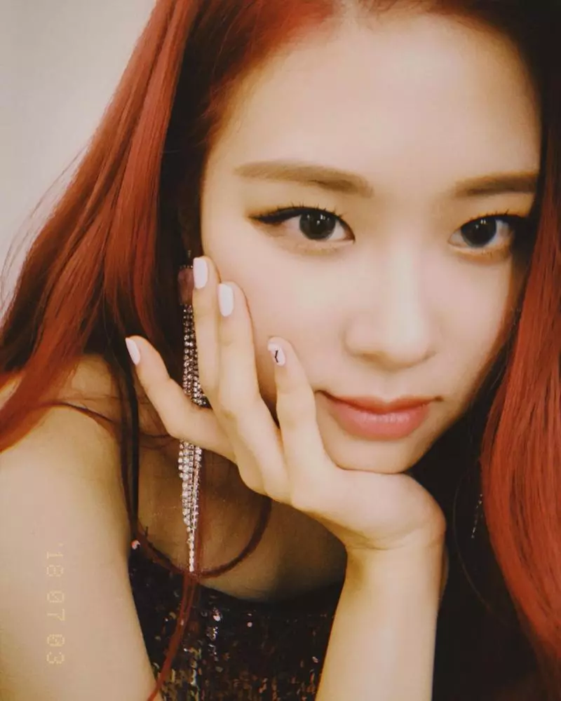 [BLACKPINK][新聞]190302 最新機場照新鮮來襲！四人四色讓機場變得BLING BLING的！