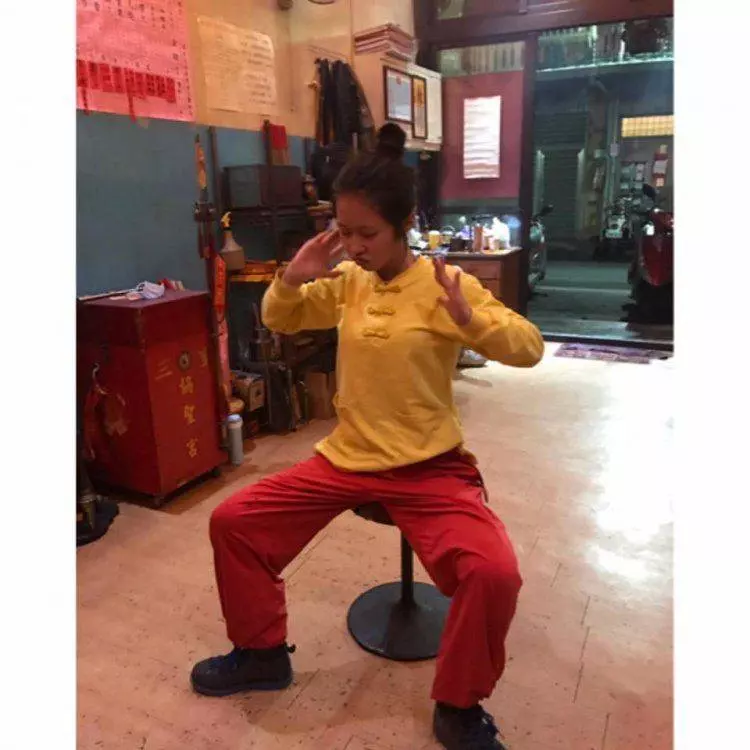 最正乩童爆紅直播太子起乩破159萬點閱 為何是她?神明親自上身…